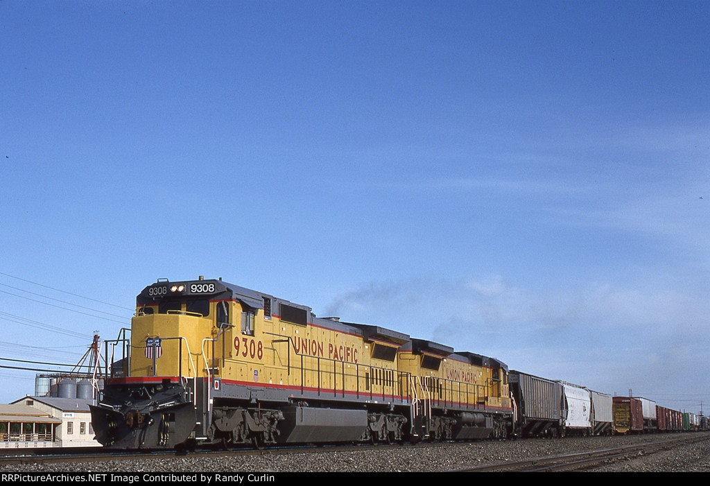 UP 9308 at Stockton